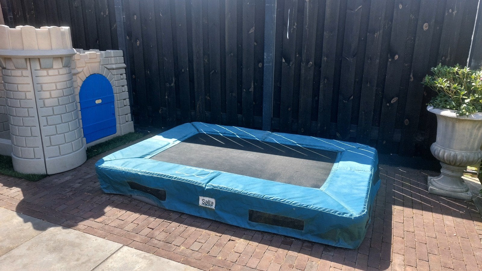Salta inground trampoline - rechthoekig, Kinderen en Baby's, Speelgoed | Buiten | Trampolines, Ophalen, Gebruikt