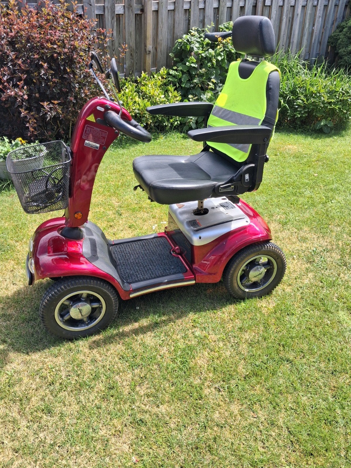 Scootmobiel MANGO TIGER4, Ophalen, Zo goed als nieuw, Mango, 16 km/u of meer