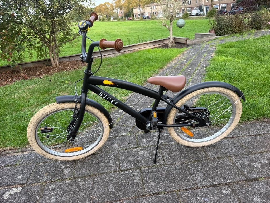 SJOEF Cruise Jongensfiets 20 inch - Mat Zwart (leeftijd 6-8), Fietsen en Brommers, Ophalen, Gebruikt, Handrem, Sjoef
