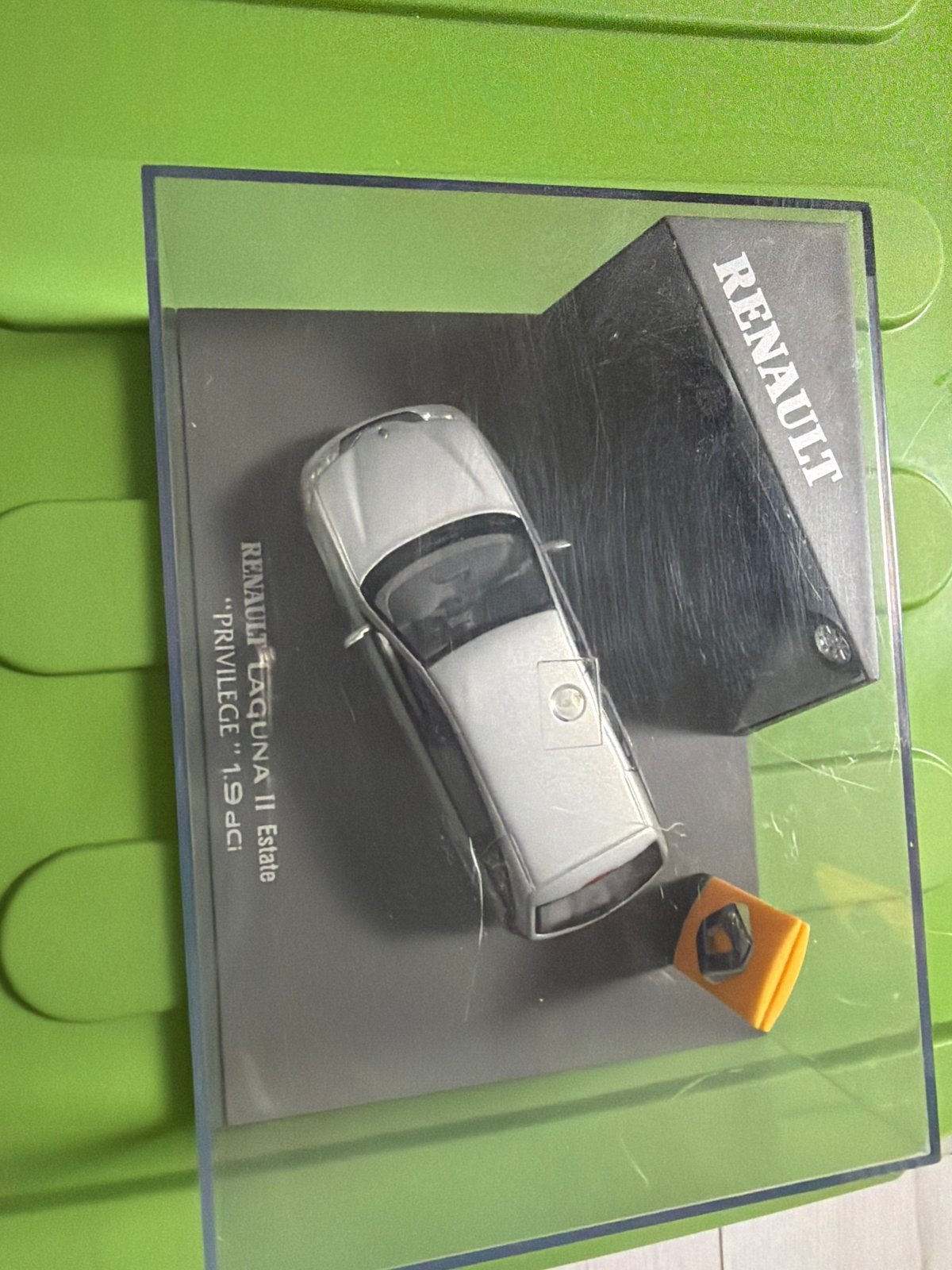 Renault Laguna II Estate modelauto - Nieuw in doos, Overige merken, Auto, 1:32 tot 1:50, Nieuw