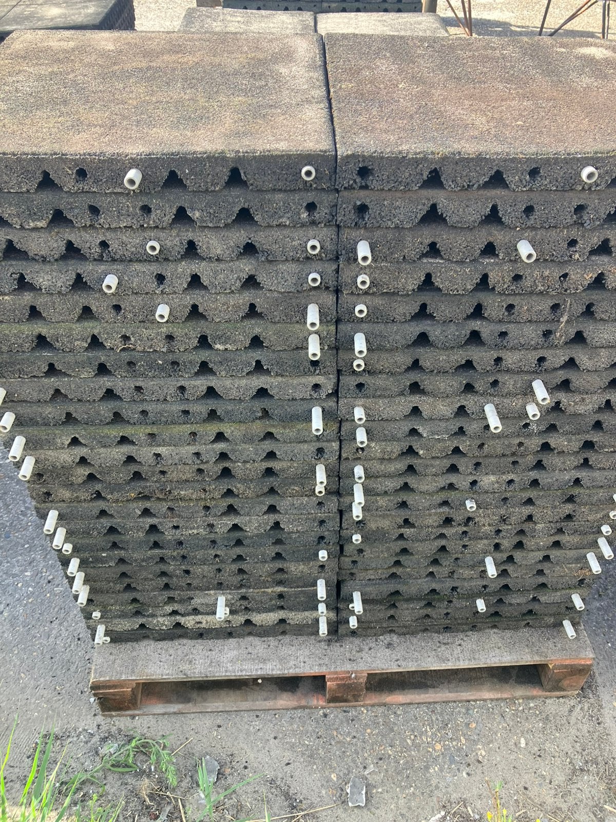 46 vochtdoorlatende rubberen tegels 50x50x4,5cm, Dieren en Toebehoren, Q, Q, Q