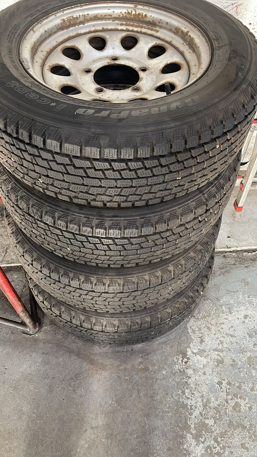 Set winterwielen - Suzuki Jimny, Ophalen, Zo goed als nieuw