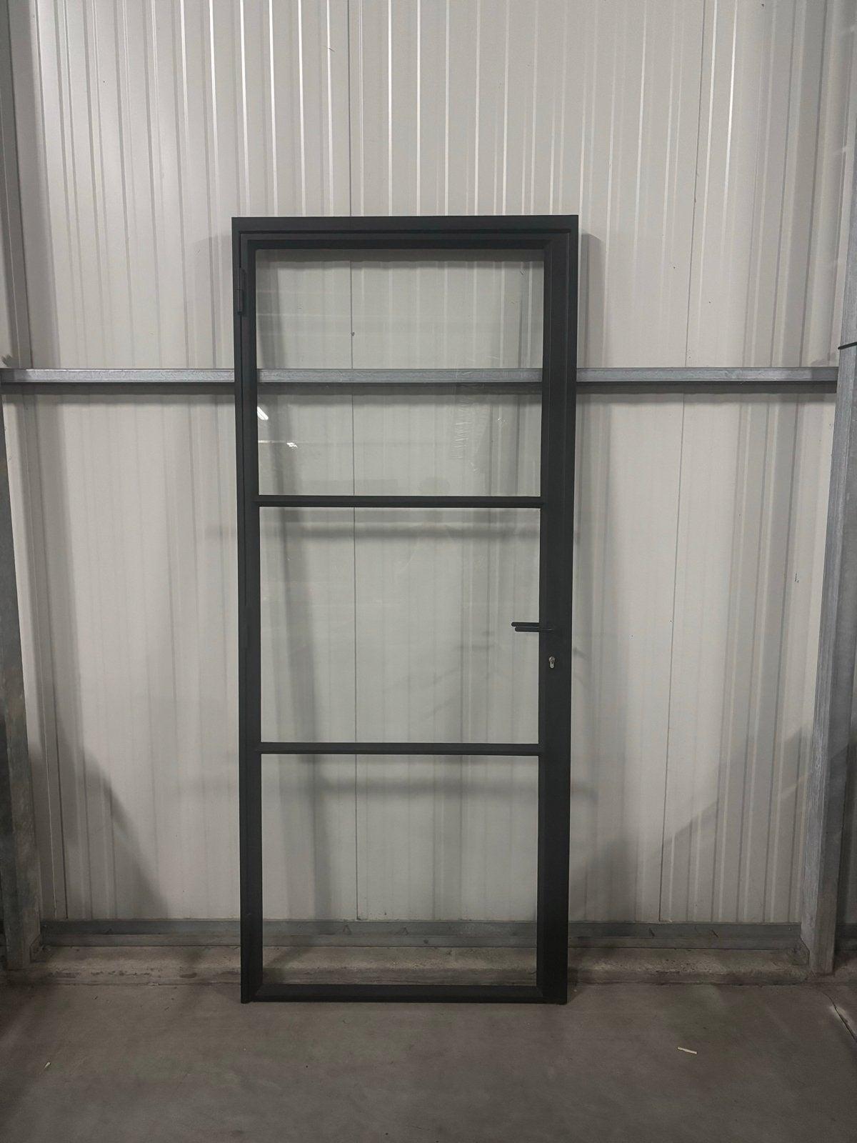 Zwarte stalen binnendeur met kozijn en glas, Ophalen, 80 tot 100 cm, 215 cm of meer, Binnendeur
