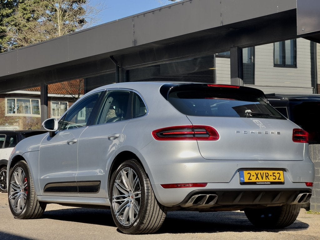 Porsche Macan 3.6 TURBO AUT7 400PK. LEDER NAVI SPORT-CHRONO, Auto's, Porsche, Automaat, Gebruikt, 120 €/maand, 1900 kg