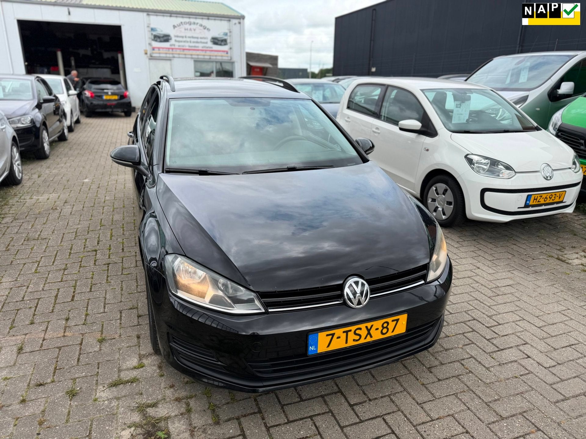 Volkswagen Golf Variant 1.2 TSI Trendline, Auto's, Euro 5, Gebruikt, 4 cilinders, Origineel Nederlands