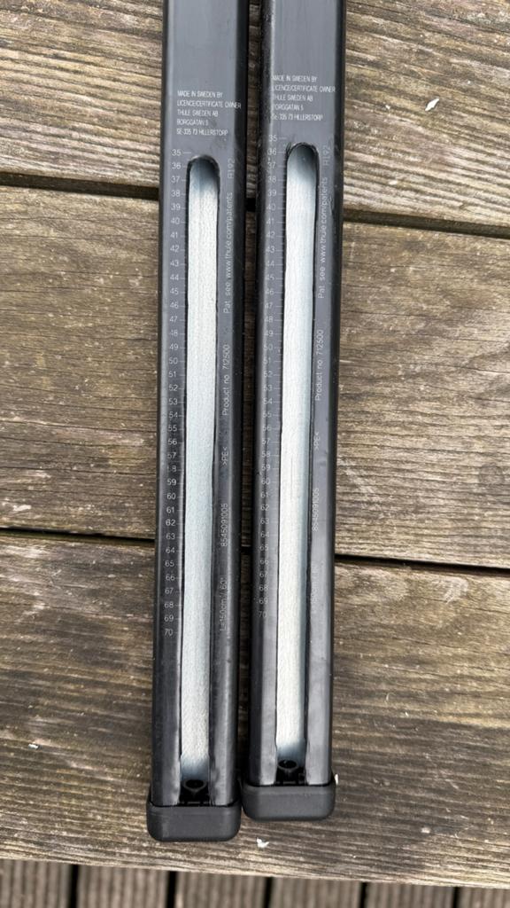 Thule square bar 150 | dakdragers (2 stuks), Ophalen of Verzenden, Zo goed als nieuw