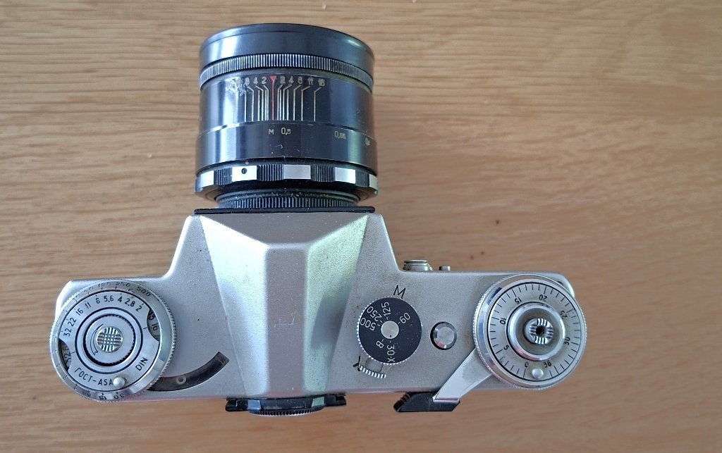 ZENIT E Analoge Spiegelreflex camera met extra toebehoren, Ophalen, Gebruikt, Spiegelreflex, Overige Merken