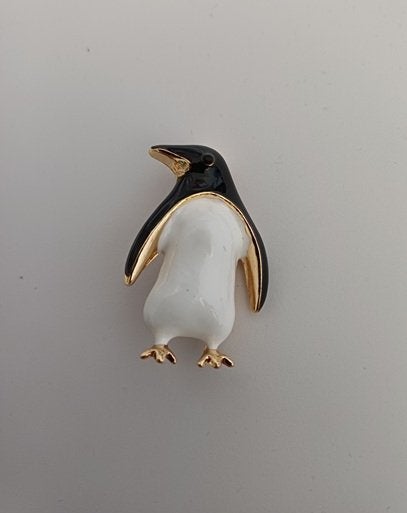 Goudkleurige broche pinguïn, Ophalen of Verzenden, Nieuw, Zwart, Overige materialen