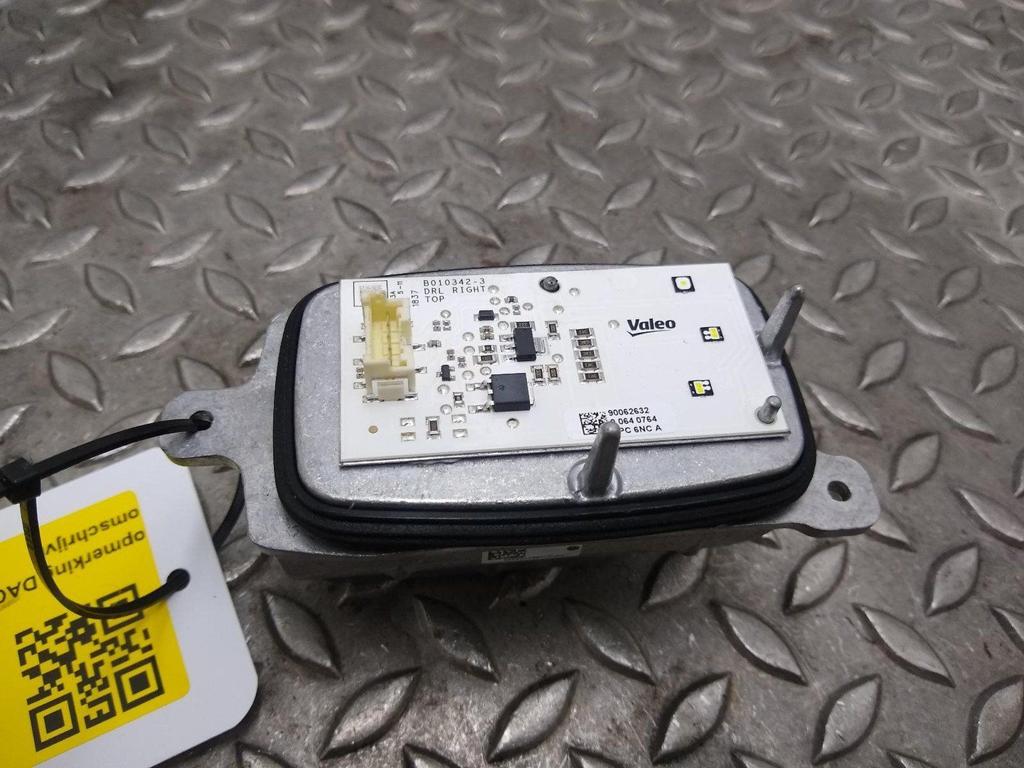 RENAULT MEGANE XENON STUURAPPARAAT 2019, Ophalen of Verzenden, Gebruikt, ARN erkend