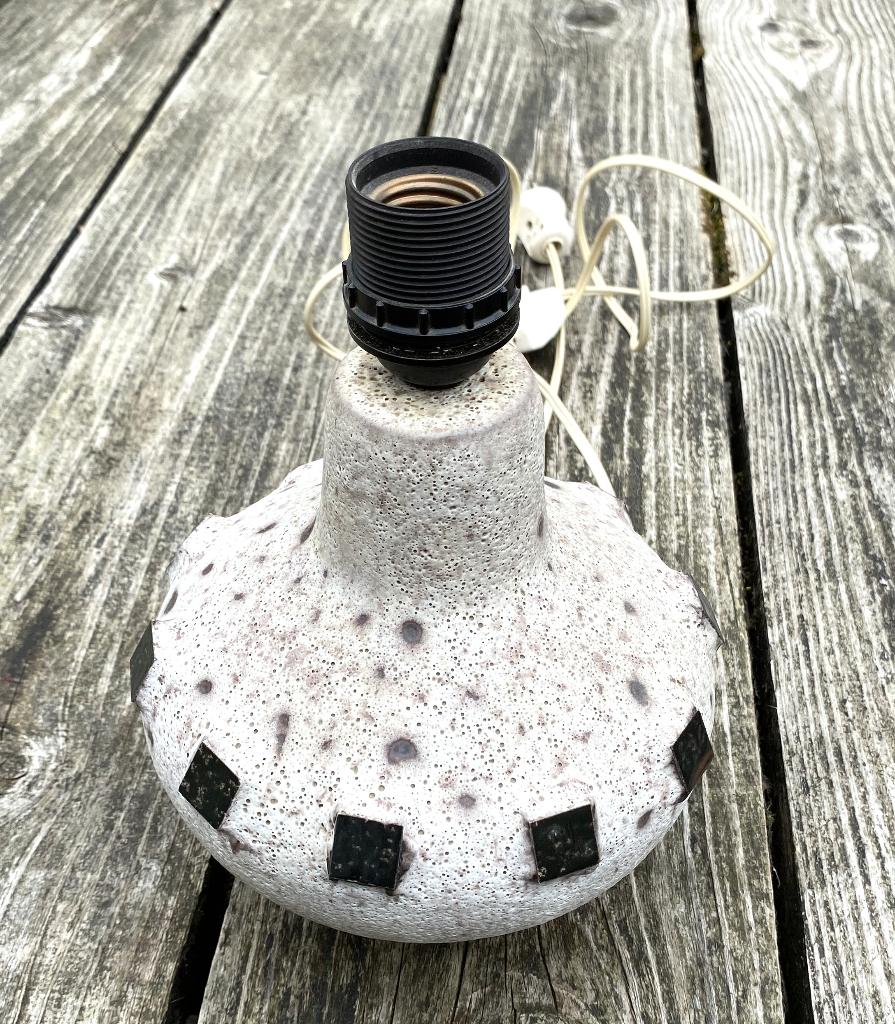 Leuke Aardewerk Lamp ( vintage retro fat lava design ), Overige materialen, Ophalen of Verzenden, Zo goed als nieuw, Vintage retro