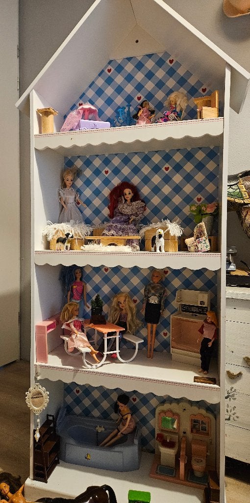 Poppenhuis/ barbiehuis, Ophalen, Gebruikt, Poppenhuis