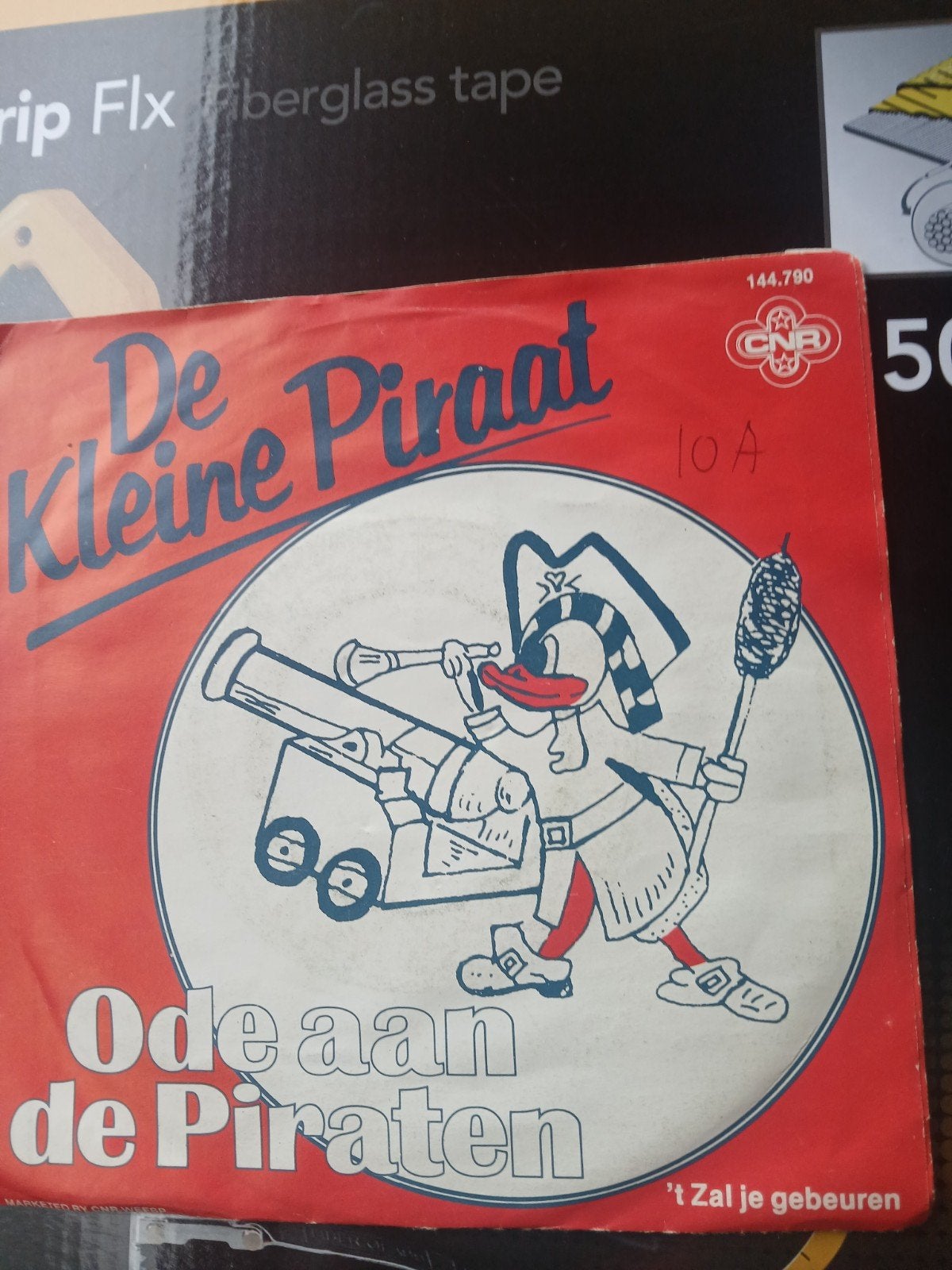 De kleine piraat  ode aan de piraten, Ophalen of Verzenden, Zo goed als nieuw, Overige formaten, Levenslied of Smartlap