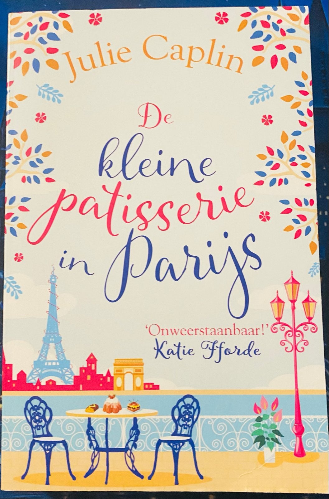 De kleine patisserie in Parijs - Julie Caplin (Nieuw), Ophalen of Verzenden, Nieuw