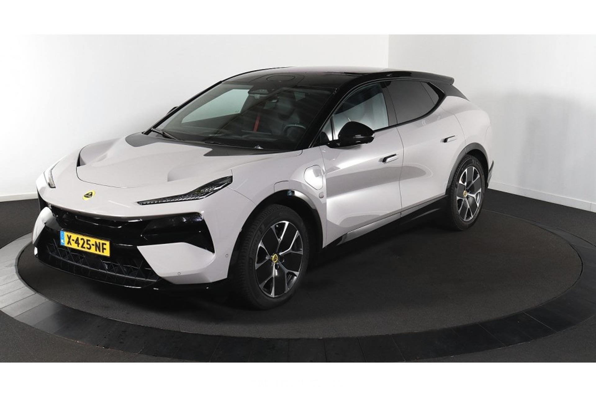 Lotus Eletre EDS 450 4WD 112 kWh (bj 2023, automaat), Auto's, Automaat, 0 cilinders, Gebruikt, SUV of Terreinwagen