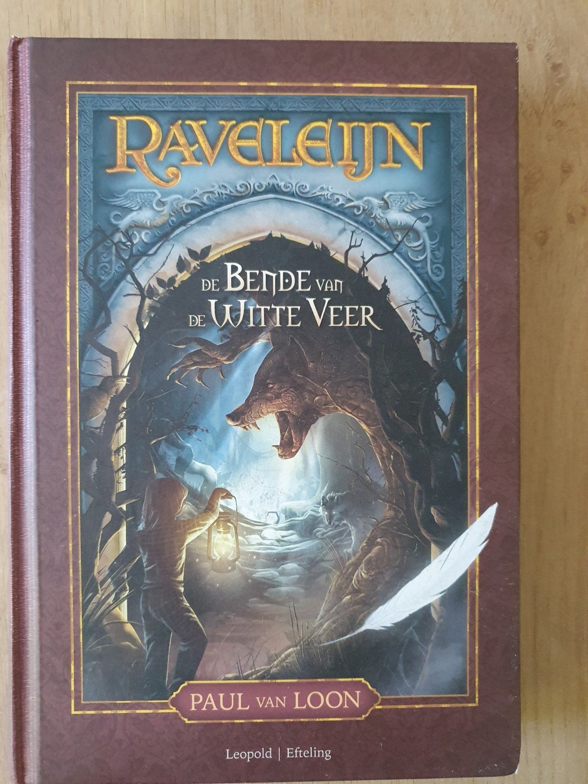 Raveleijn: De Bende van de Witte Veer - Paul van Loon, Ophalen of Verzenden, Zo goed als nieuw, Paul van Loon