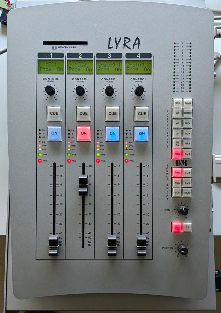 D&R Lyra Digitale Mengtafel - Professionele Audiomixer, Muziek en Instrumenten, Mengpanelen, Ophalen of Verzenden, Zo goed als nieuw