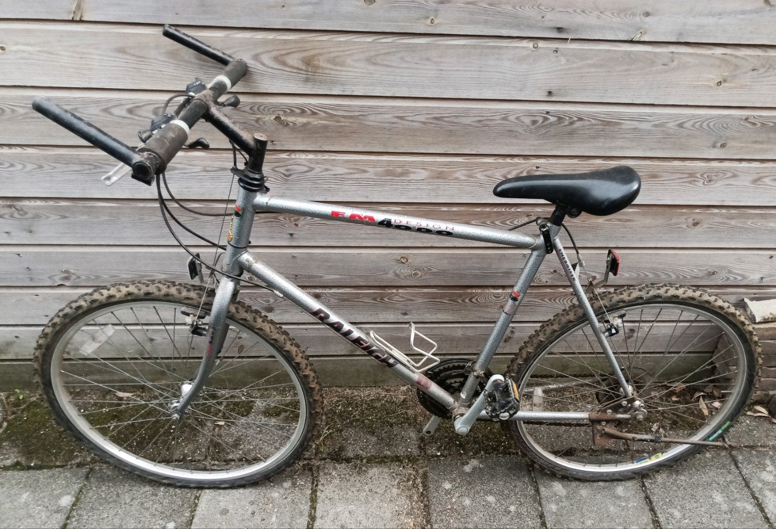 Raleigh FM 4000 Design mountainbike (opknapper!), Fietsen en Brommers, Gebruikt, Velgrem, Geen vering, Ophalen