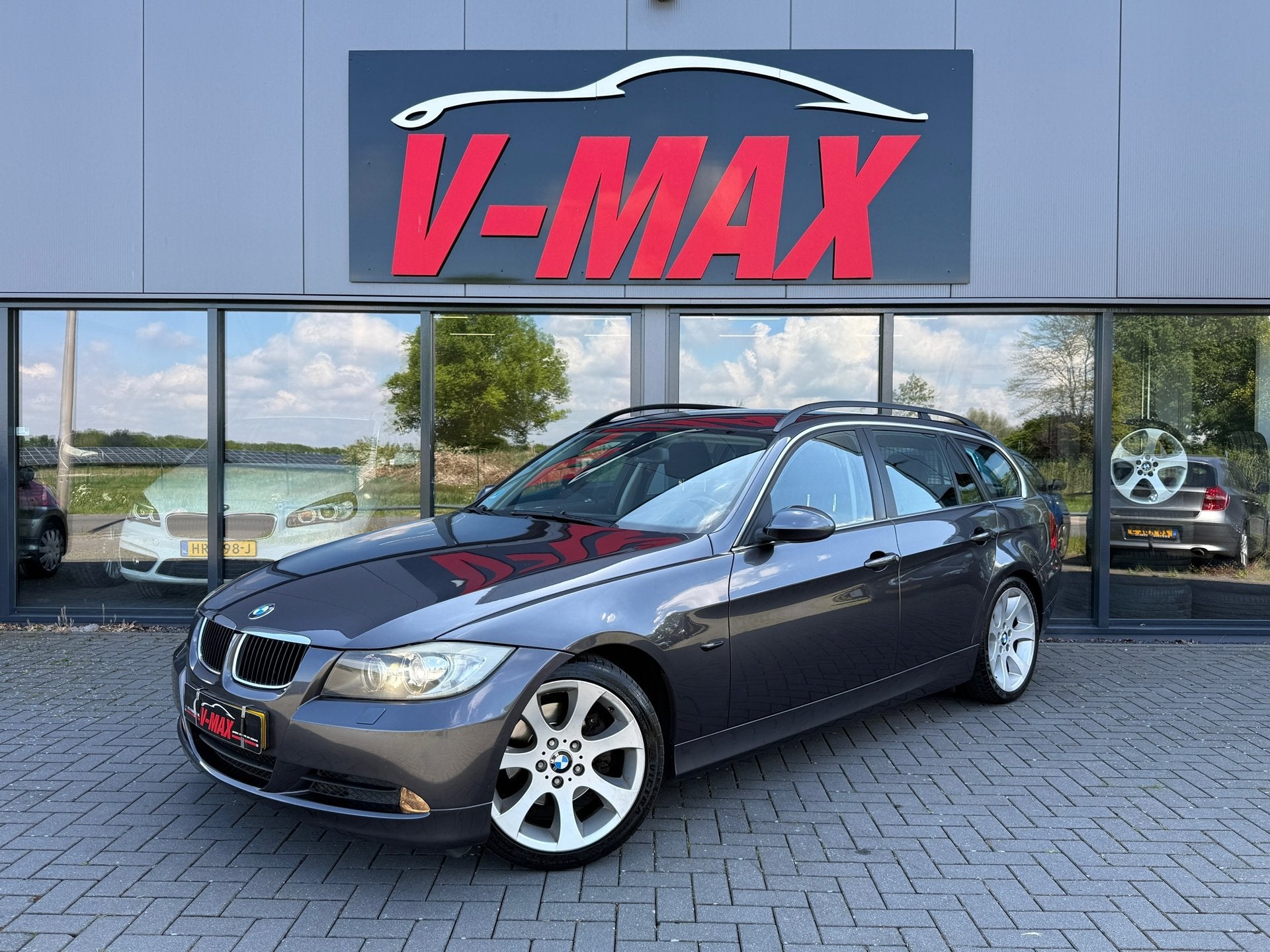 BMW 325i 3.0 Touring AUT High Executive Xenon Navi Cruise PD, Automaat, 745 kg, Gebruikt, 2996 cc