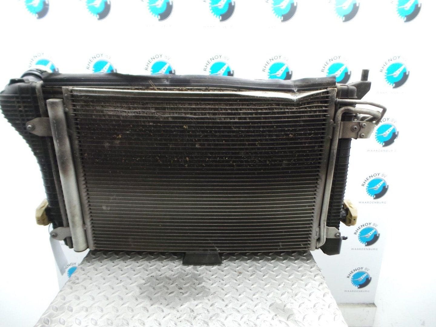 VOLKSWAGEN CADDY KOELERPAKKET 2010, Auto-onderdelen, Ophalen of Verzenden, Gebruikt, Stiba lid