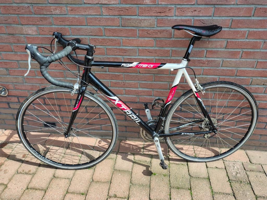NETTE RACEFIETS RACE XTAAIL MB-01 MET NIEUWE BANDEN., Fietsen en Brommers, Fietsen | Racefietsen, 28 inch, Gebruikt, Aluminium
