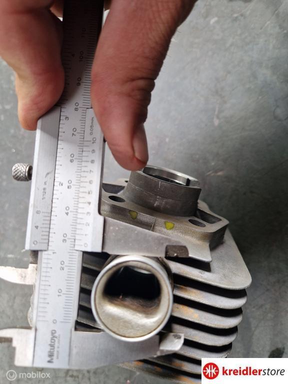 Kreidler Mahle cilinder 2 pk geforceerde koeling 15-23-90, Gebruikt, Kreidler, Ophalen of Verzenden, Kreidler