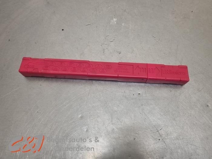 Gevarendriehoek van een Mercedes Vito, -, Nieuw, Ophalen of Verzenden, -