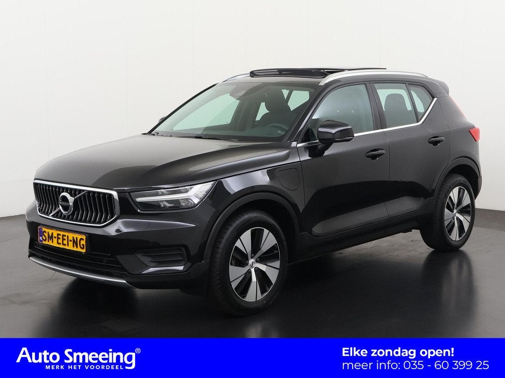Volvo XC40 1.5 T4 Recharge Inscription Expr | Panoramadak |, Auto's, Volvo, Stof, Euro 6, 1712 kg, Zwart