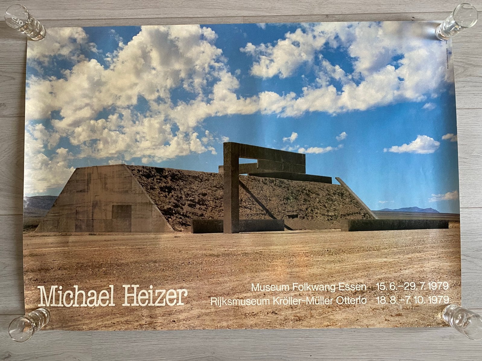 Poster Michael Heizer expositie Kröller-Müller 1979, Ophalen of Verzenden, Zo goed als nieuw