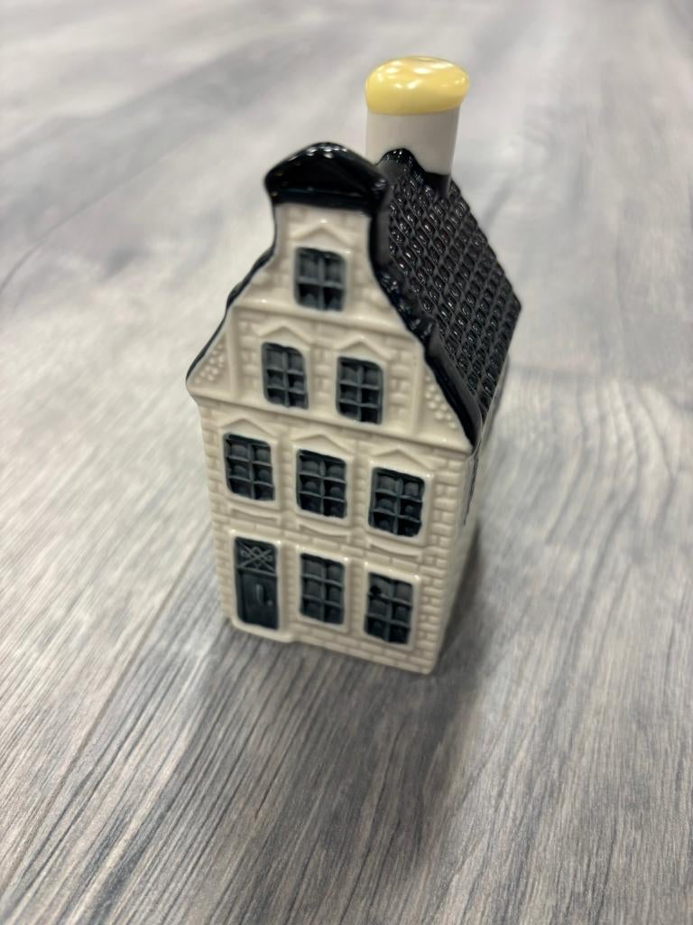 klm huisje no. 51, Ophalen of Verzenden, Zo goed als nieuw, 41 t/m 60, Gevuld