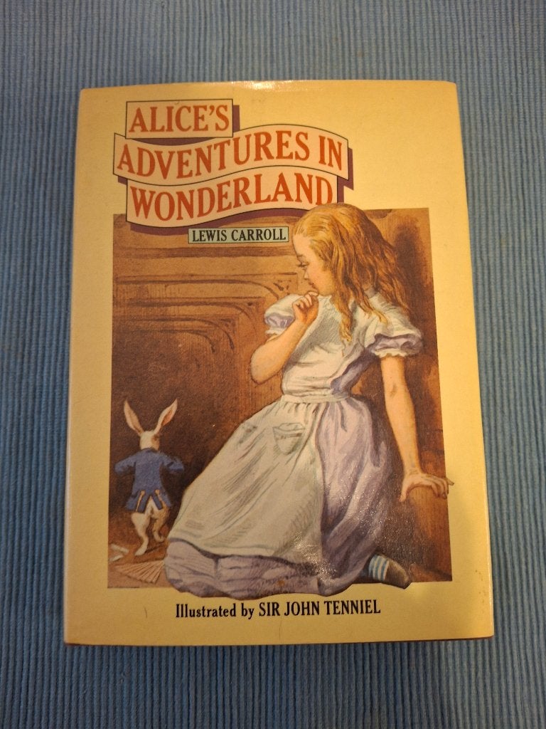 Alice's Adventures in Wonderland -Lewis Carrol - Engels 1981, Ophalen of Verzenden, Zo goed als nieuw, Fictie