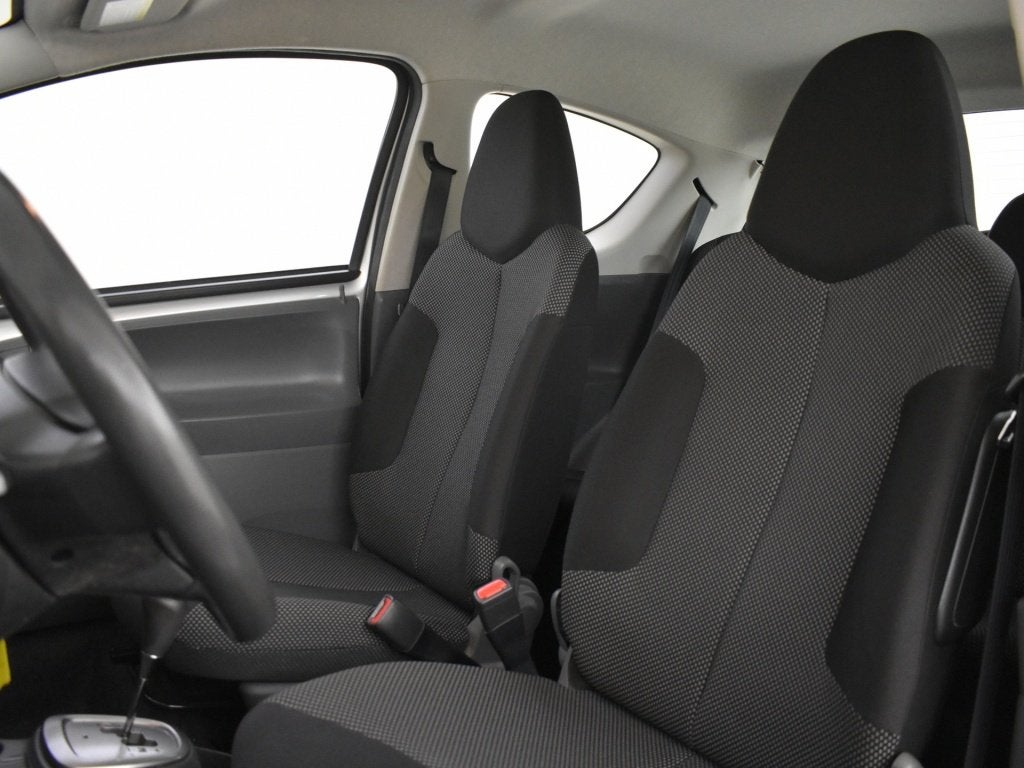 Toyota Aygo 1.0-12V Comfort Navigatie | 1e eigenaar | PDC, Gebruikt, 4 stoelen, 68 pk, Origineel Nederlands