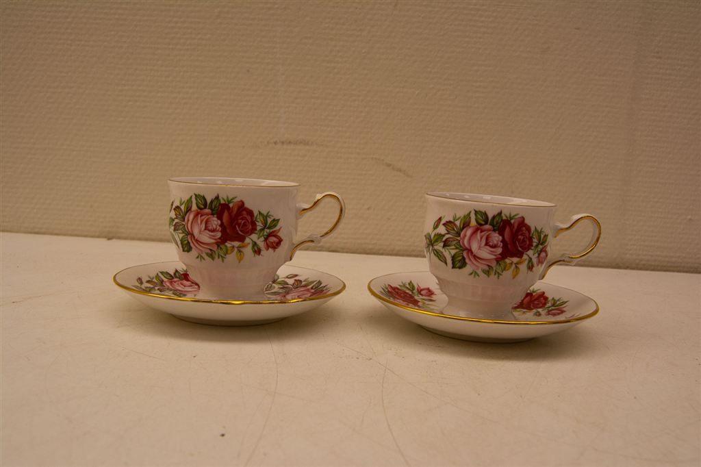 4 delig Queen anne 2 kopjes 2 schoteltjes 29699, Huis en Inrichting, Keuken | Servies, Ophalen of Verzenden, Gebruikt, Aardewerk