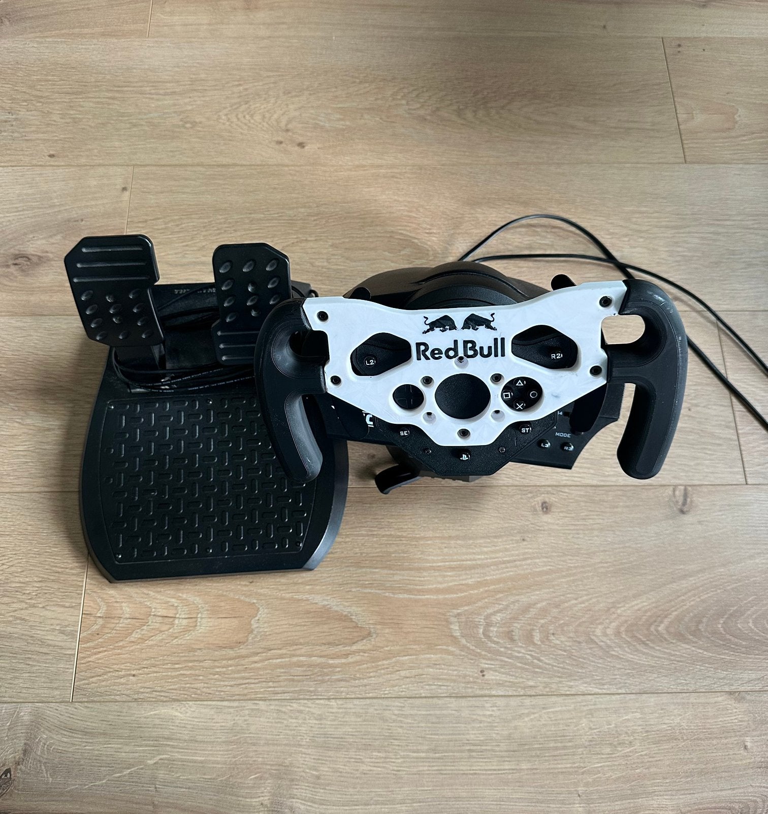 Thrustmaster T150 FFB Simrace Stuur met F1 Mods en Pedalen, Ophalen of Verzenden, Zo goed als nieuw