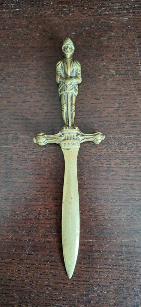 Vintage brievenopener in de vorm van een zwaard met ridder, Antiek en Kunst, Ophalen of Verzenden