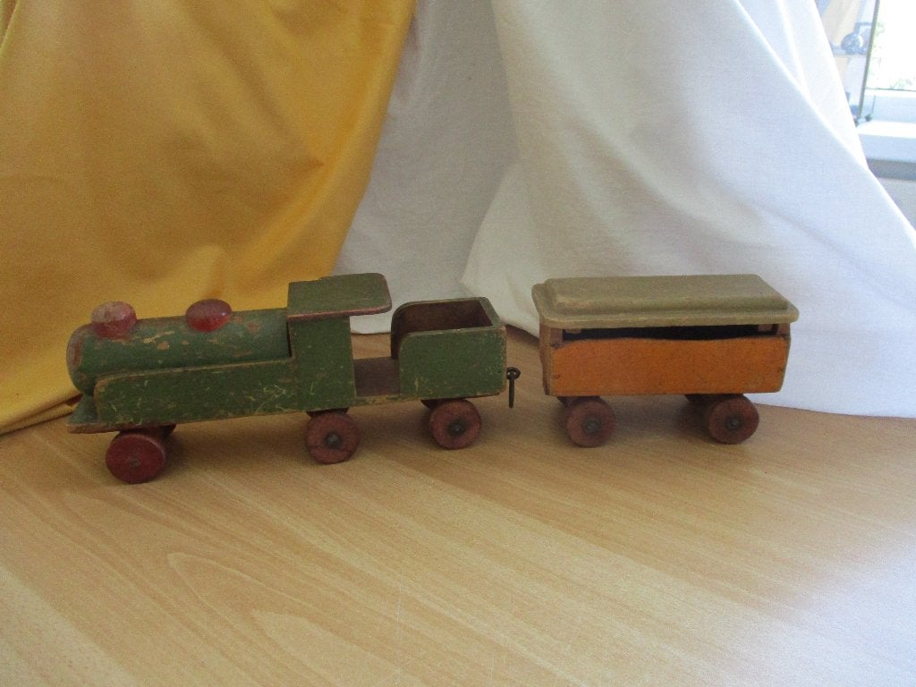 Antieke HUSA Houten locomotief en aanhanger, Ophalen of Verzenden