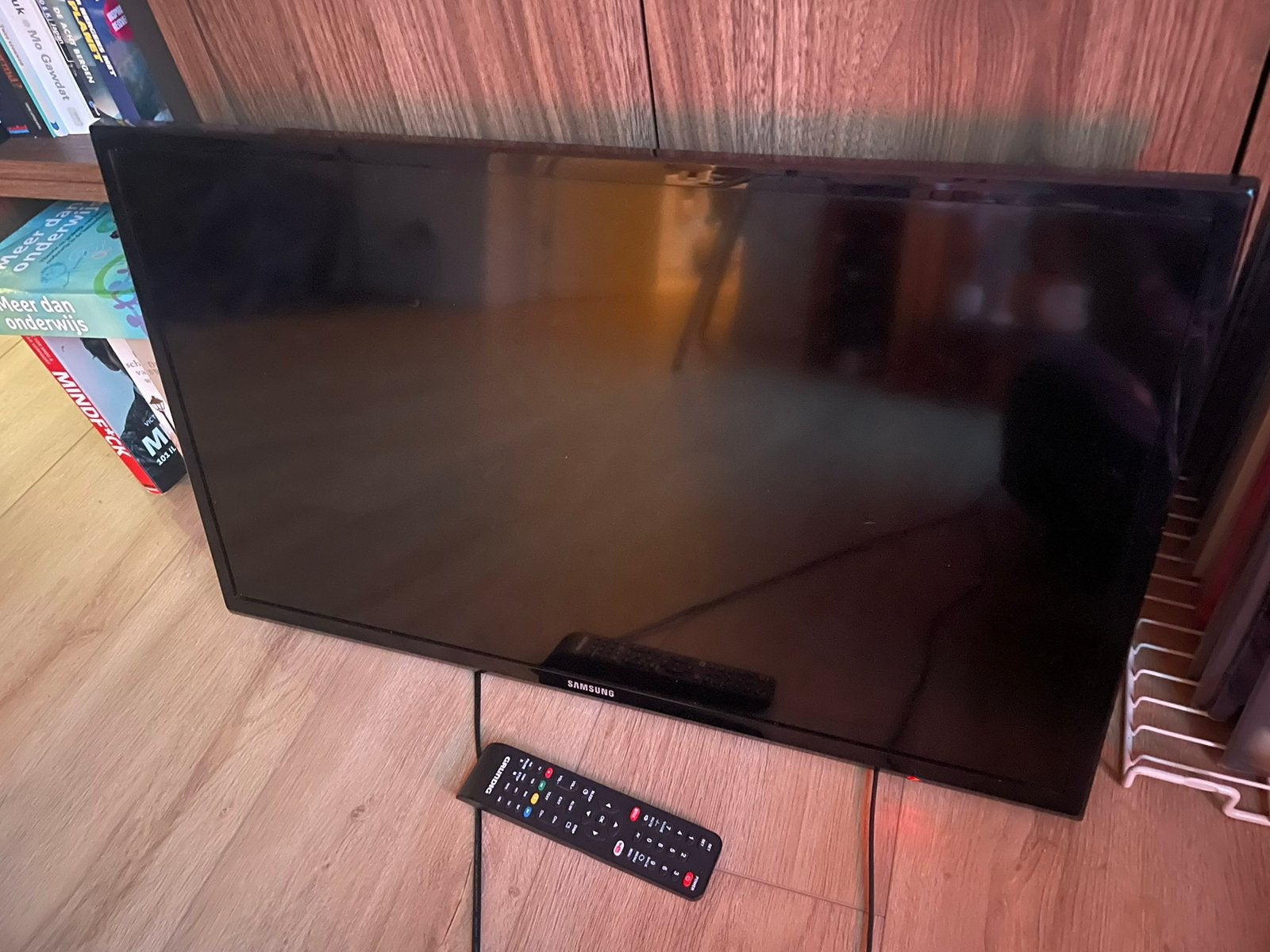 Samsung 32 inch TV, Audio, Tv en Foto, Televisies, Zo goed als nieuw, LED, 80 tot 100 cm, Samsung, 50 Hz, Ophalen