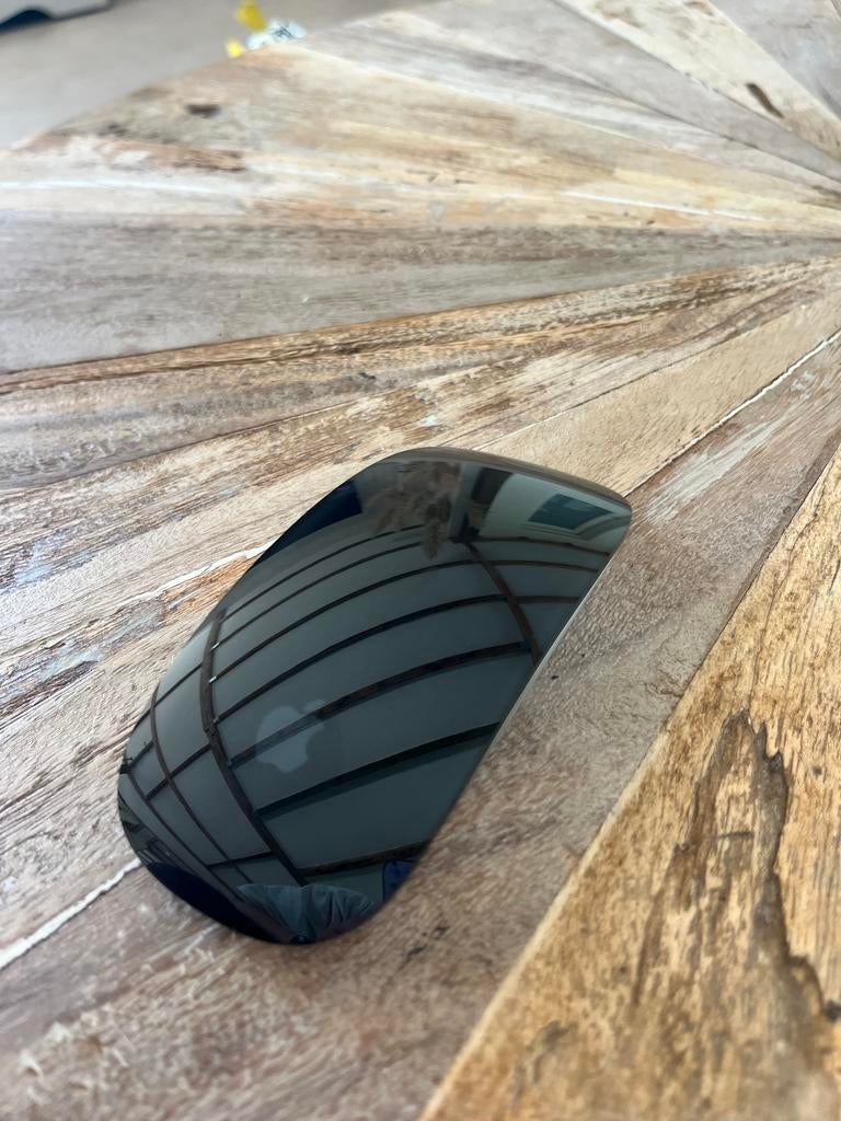 Apple Magic Mouse USB-C (Zwart), Computers en Software, Muizen, Ophalen of Verzenden, Zo goed als nieuw