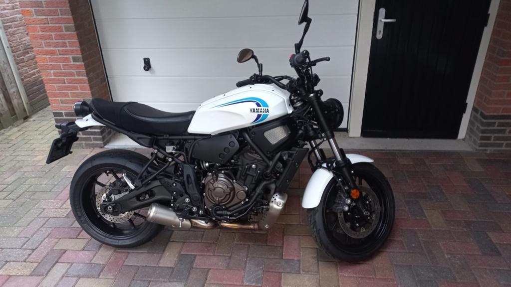 Yamaha XSR700 - Stijlvolle Naked Bike, Motoren, Gebruikt, Particulier, Meer dan 35 kW, Minimaal motorrijbewijs A2