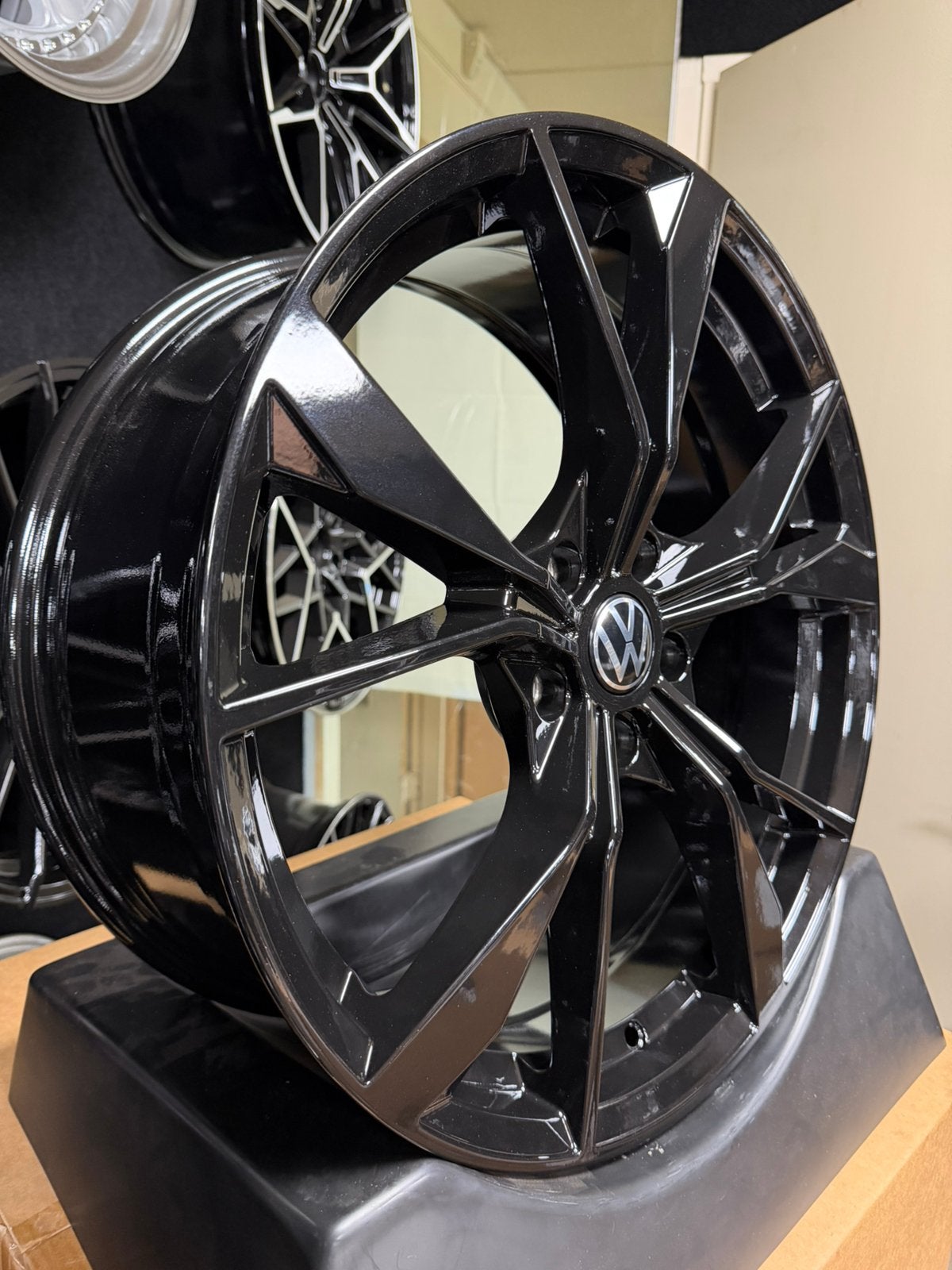 19 inch velgen voor Volkswagen Misano R-LINE 5x112 T-roc Gol, Auto-onderdelen, Banden en Velgen, 19 inch, Velg(en), Nieuw, Ophalen of Verzenden