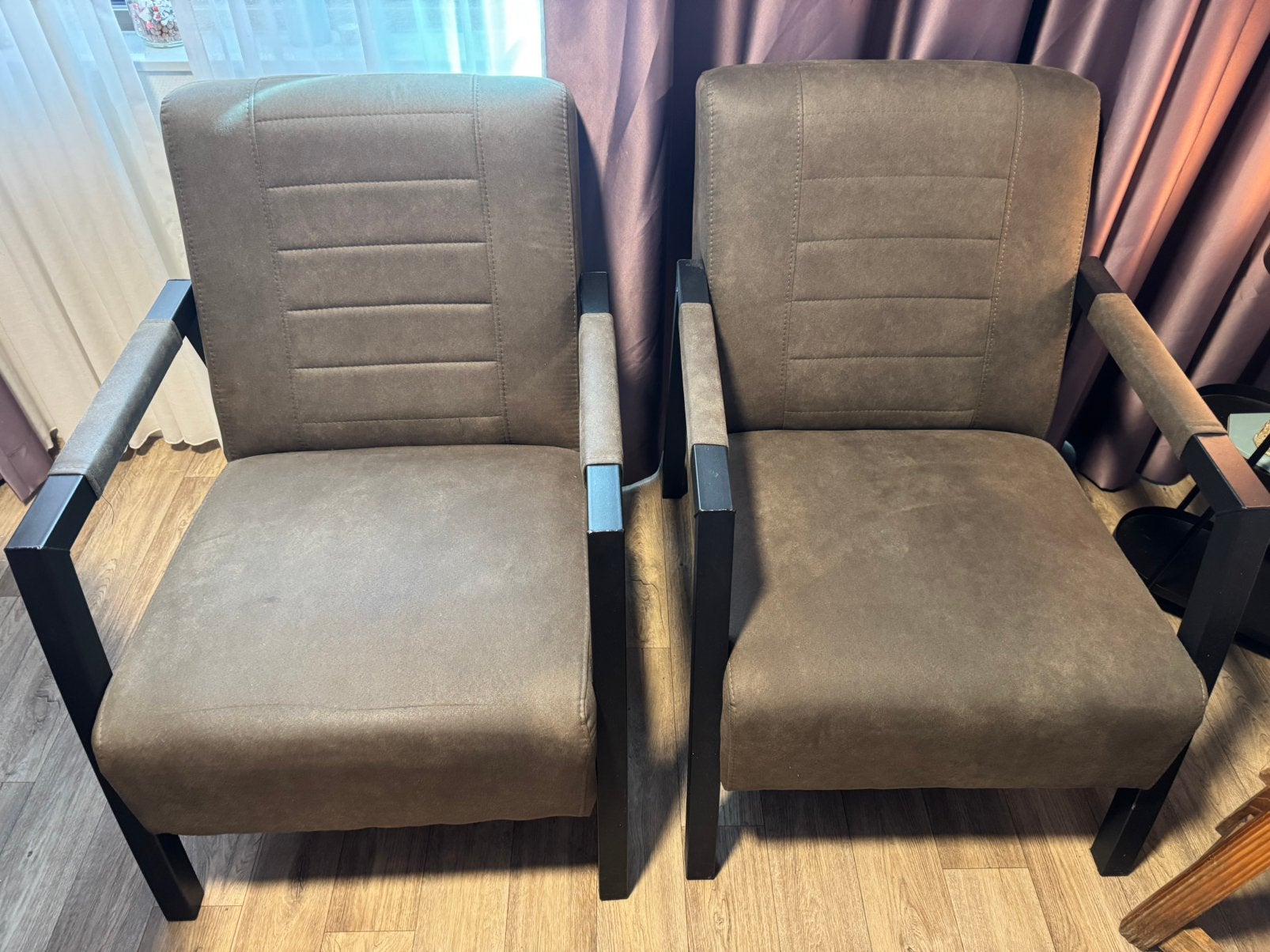 2 stoelen, Huis en Inrichting, Fauteuils, Ophalen, Zo goed als nieuw, 75 tot 100 cm
