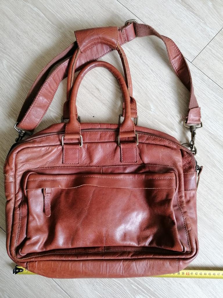 Leren cowboy bag Sacha, Ophalen