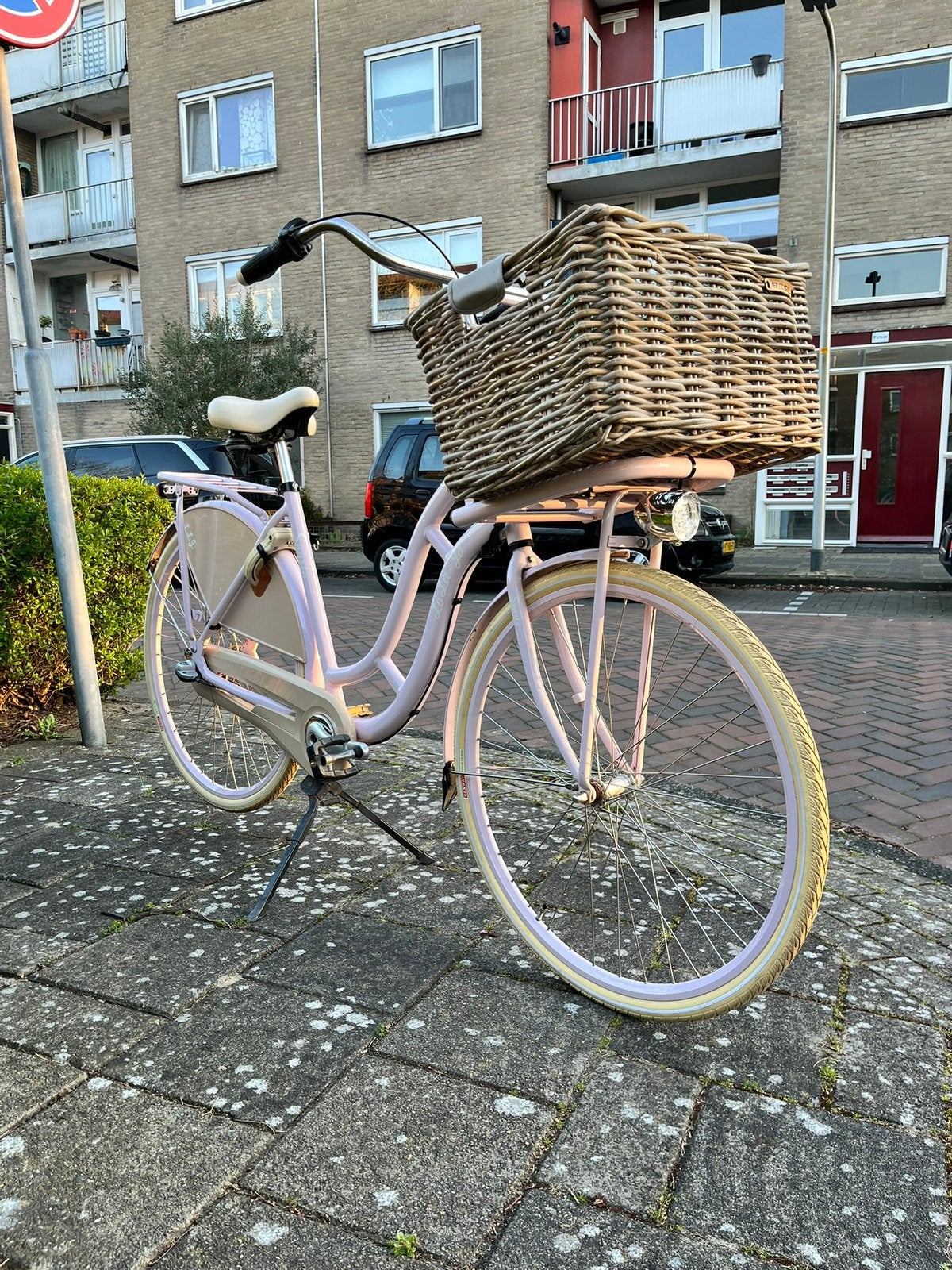 MOET WEG / Sparta / Lola-Jo / Damesfiets / Roze / ZGAN, Fietsen en Brommers, Fietsen | Dames | Damesfietsen, Ophalen, Terugtraprem