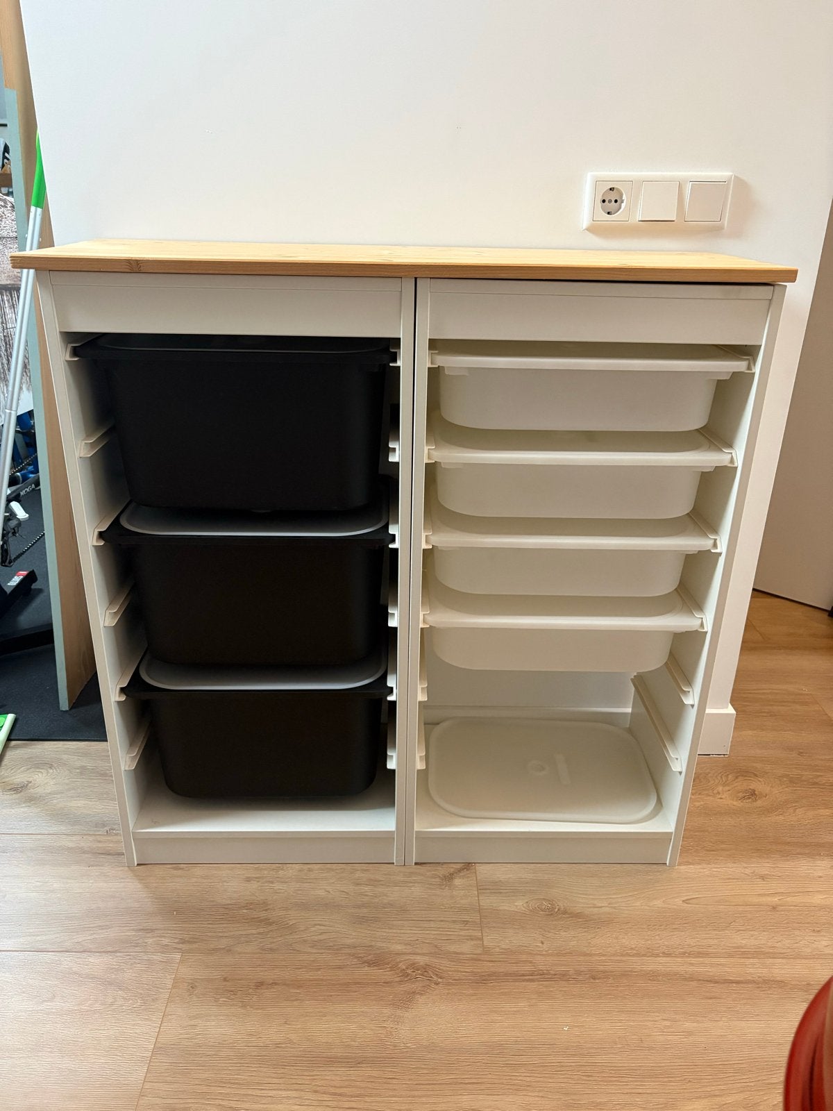 2x IKEA Trofast kast wit 46x30x94 cm met bakken en deksel, Huis en Inrichting, Kasten | Overige, Ophalen, Zo goed als nieuw