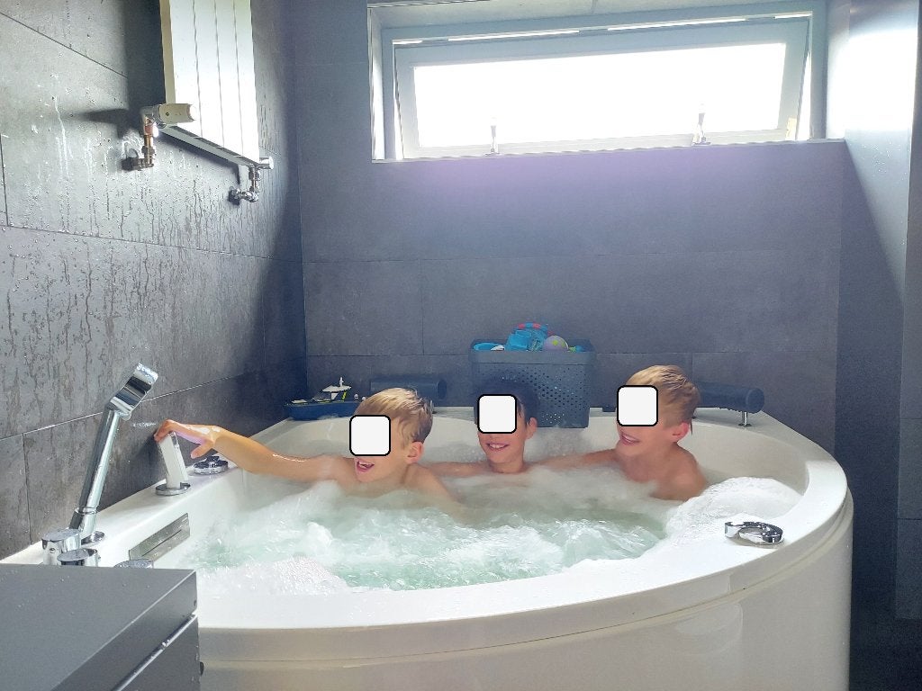 Maxaro Whirlpool Bad Atlantic 2 persoons jacuzzi, Ophalen, Zo goed als nieuw, Vast