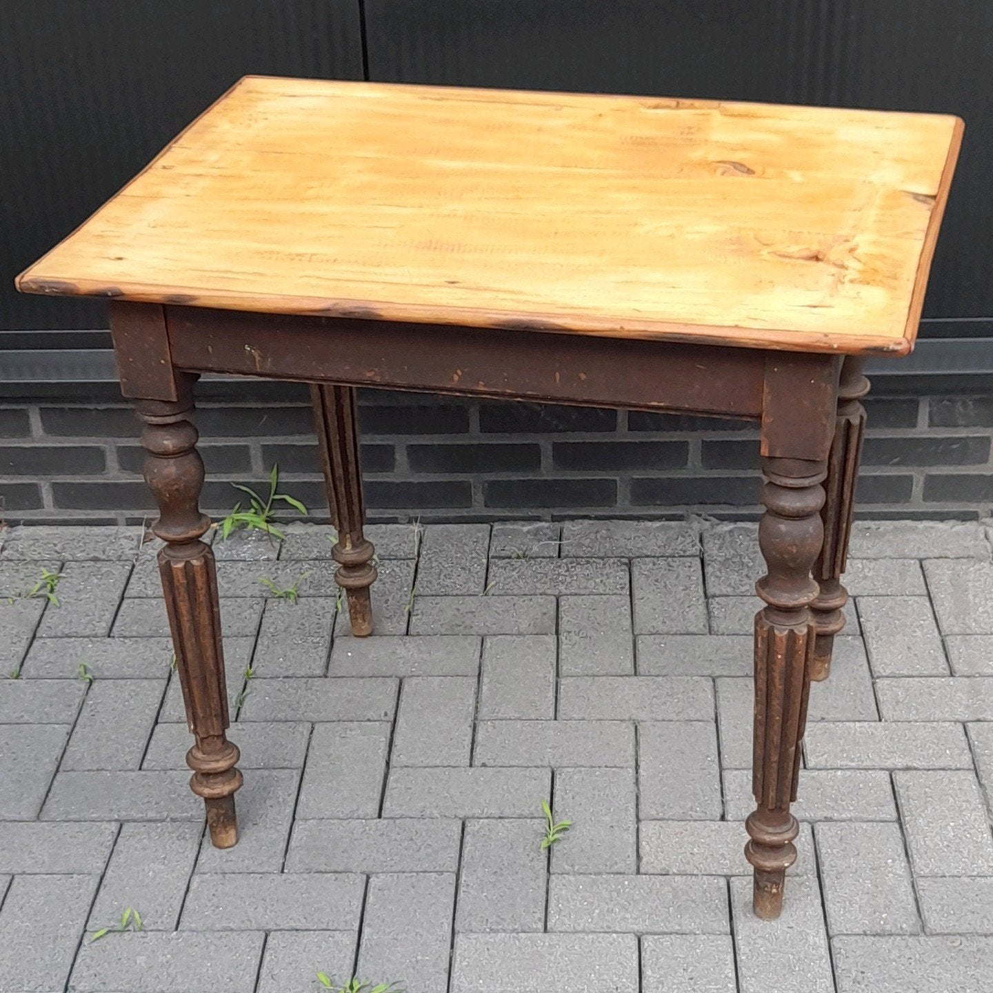 Brocante tafel, Ophalen