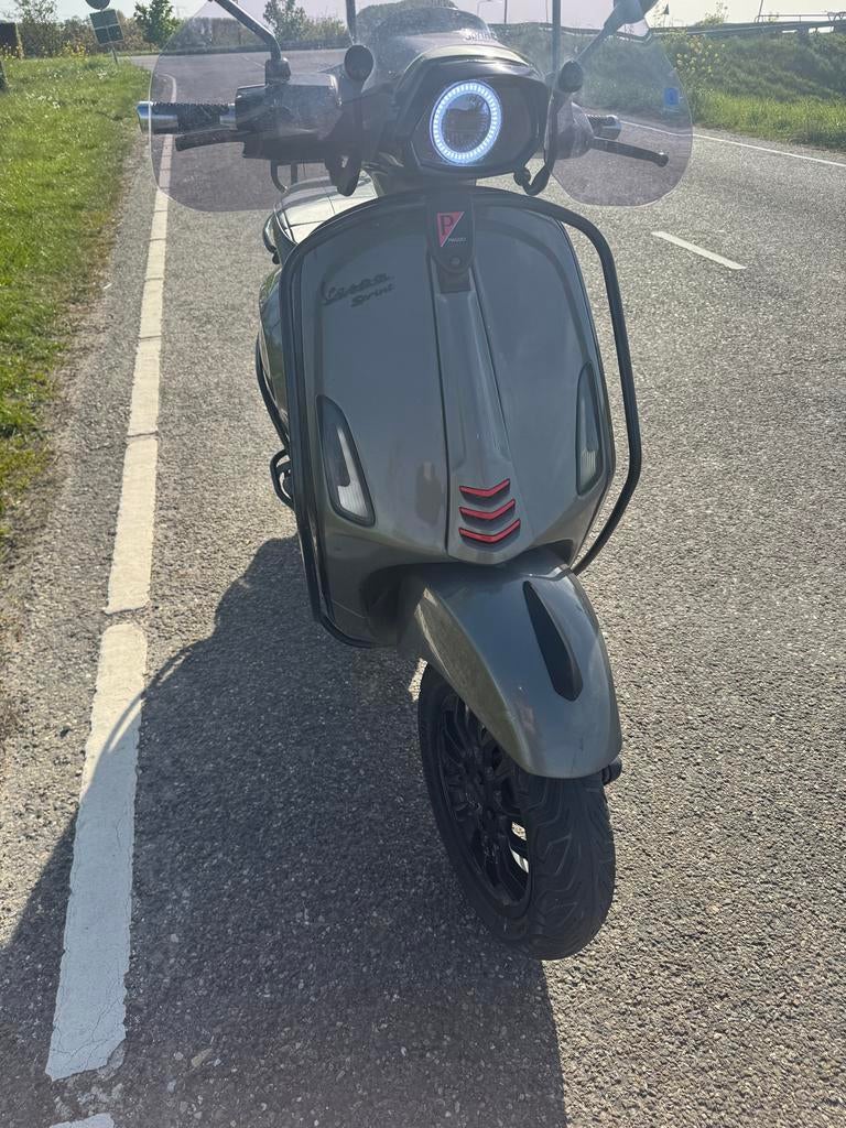 Vespa sprint, Fietsen en Brommers, Scooters | Vespa, Gebruikt, Benzine, Ophalen