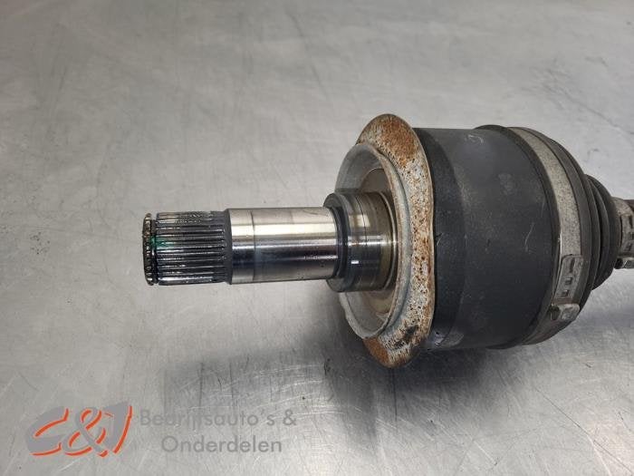 Aandrijfas links-achter van een Mercedes Vito, Gebruikt, -, Ophalen of Verzenden, -