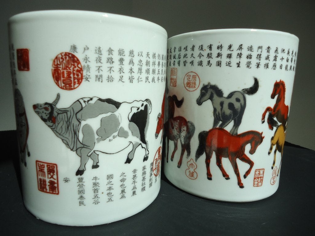 2x CHINESE porselein penseelpot BiTong hundred cows & horses, Ophalen of Verzenden