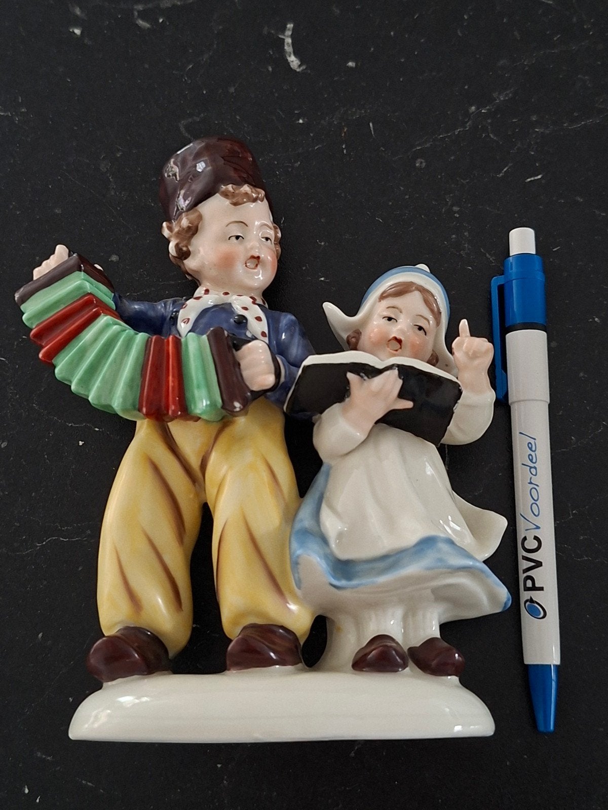 Vintage Volendam s Muziekduo Porseleinen Beeldje, Ophalen of Verzenden