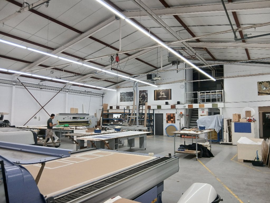HELDER DAGLICHT LED– LED LICHTLIJN – SNELLE MONTAGE, Huis en Inrichting, Ophalen, Inclusief lichtbron, Overige fittingen, Zo goed als nieuw